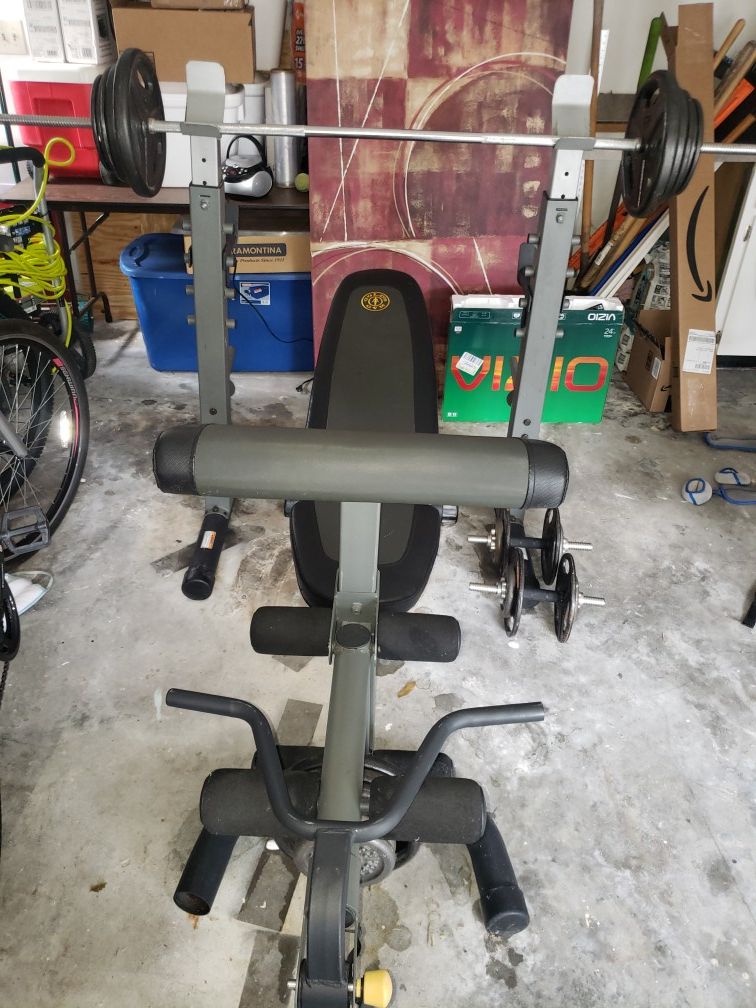 Golds Gym Weight Bench and Weights. for Sale in Clearwater, FL OfferUp