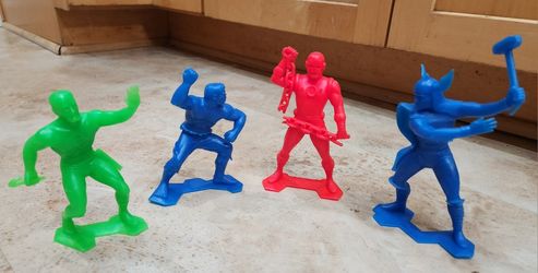 MARX FIGURES HUGE 6" MARVEL