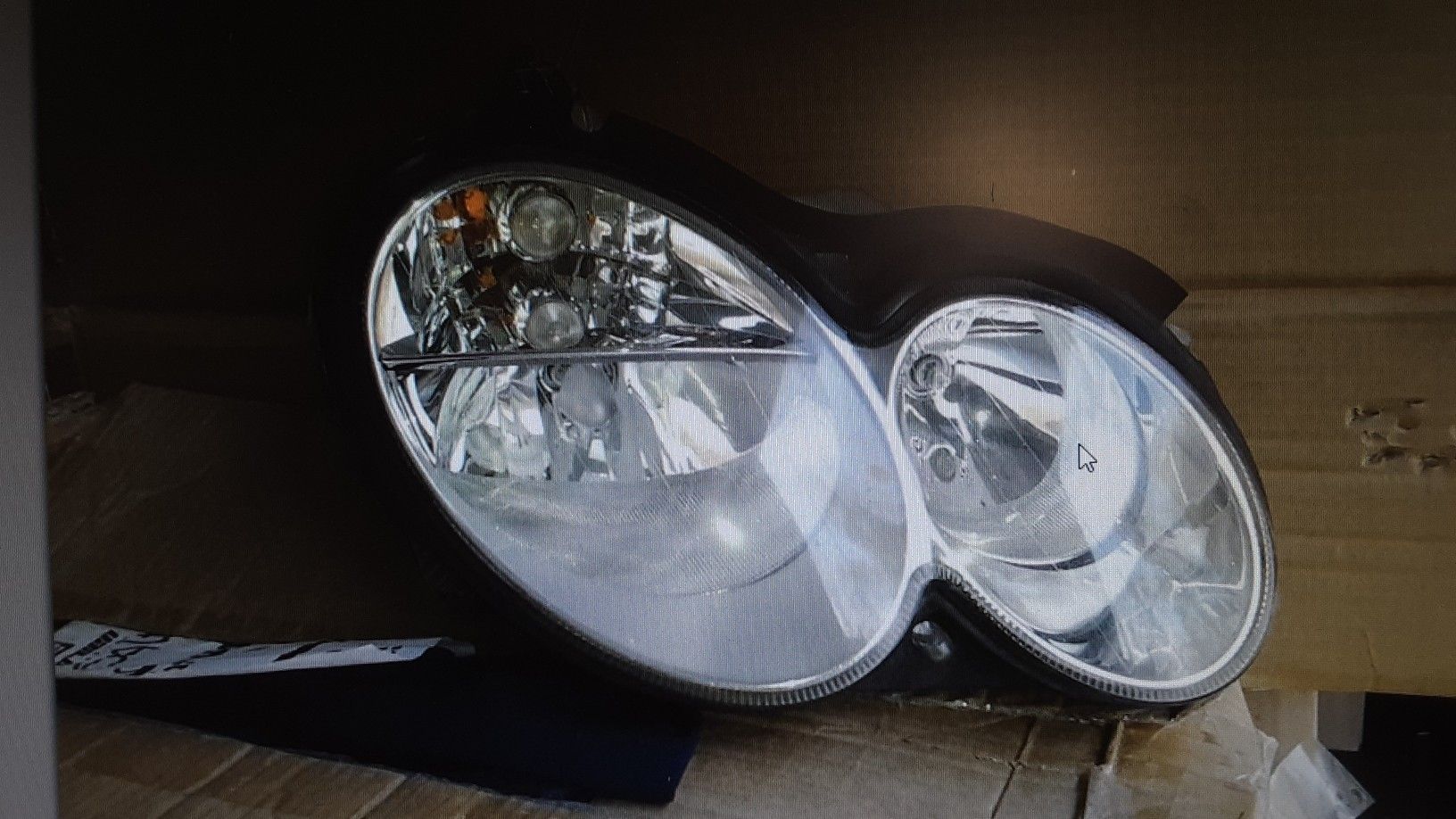 2005 Mercedes CLK320 pair headlights