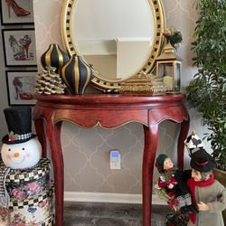 Very  Gorgeous  Console with the mirror