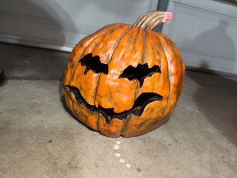 Halloween pumpkin decor