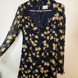 CLOSET SALE/ Floral dress 