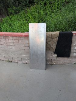 Jeep Gladiator Tailgate Flush Mount Table