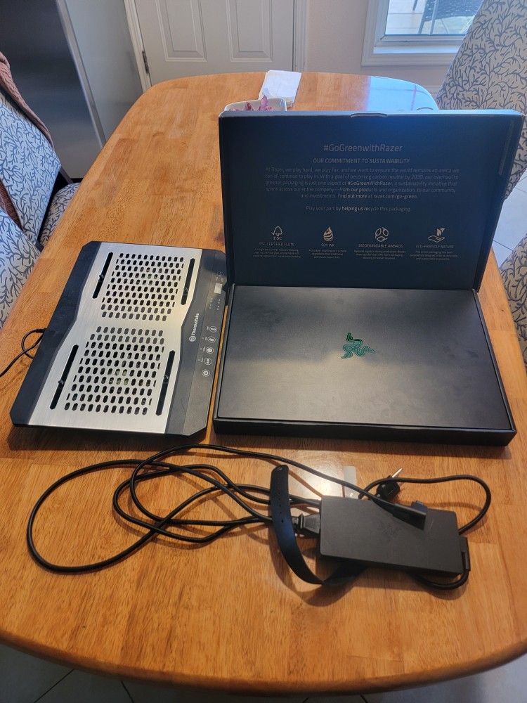 Razer Blade Advance 17" (2022)