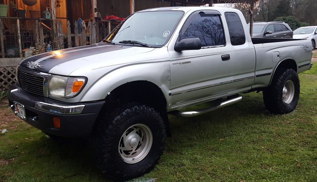2000 Toyota Tacoma