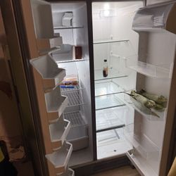 Side By Side Refrigerator 