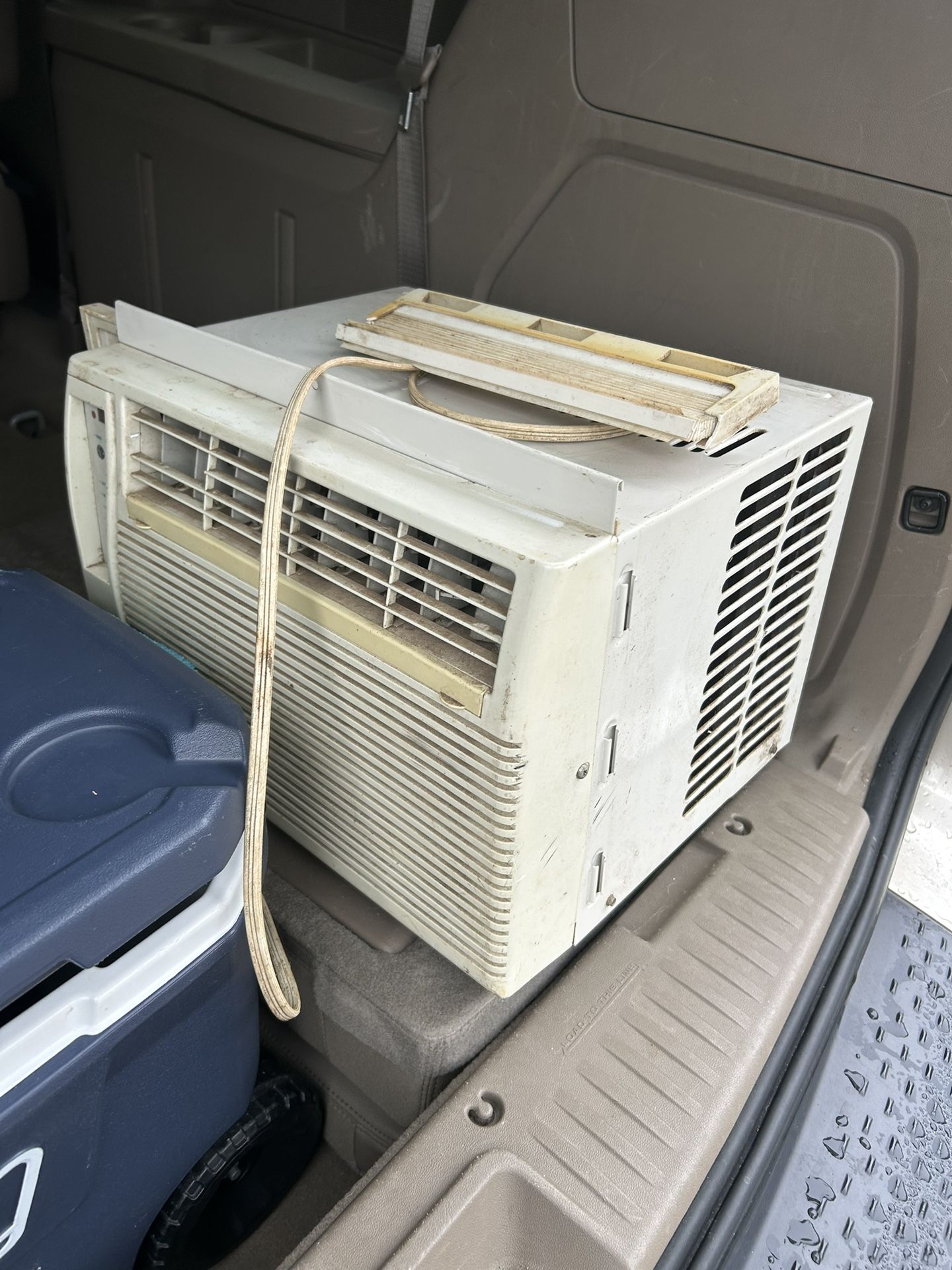 Window Air Conditioner