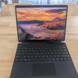 Surface Pro 8 