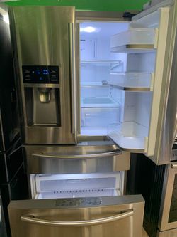 REFRIGERATOR 33WIDE , SAMSUNG 4 DOORS STAINLESS STEEL