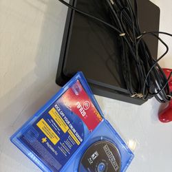 Playstation 4 Slim with set included