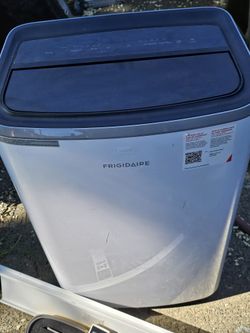 Brand New Frigidaire 14,000 Btu Air Conditioner 