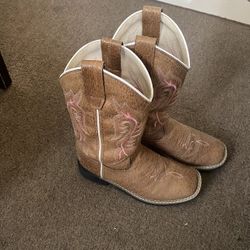 Boots Size 1