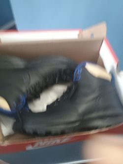 Boys Nike boots