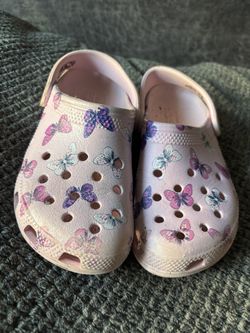 Pink Butterfly Crocs/ Size 13 Children