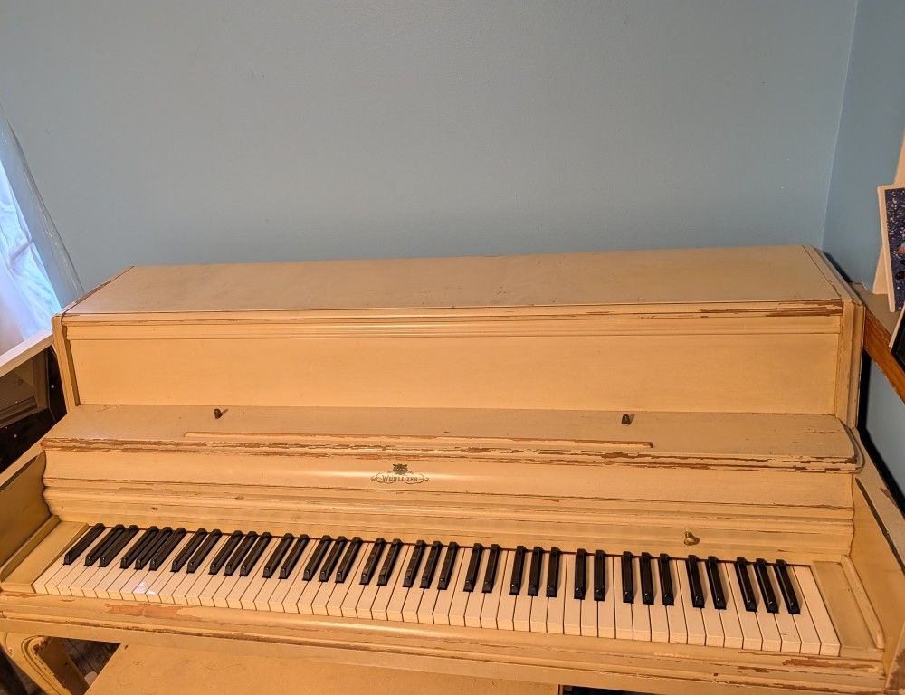 Wurlitzer Piano
