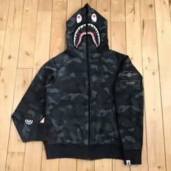 *Brand new* BAPE DOT CAMO Shark full zip Hoodie Black Size S *Authenticated  (Multiple sizes available)