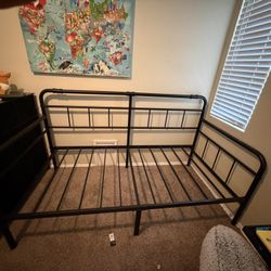 Twin Black Metal  Day Bed Frame