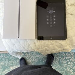 iPad 9th Generation – 64GB (Like New Condition)