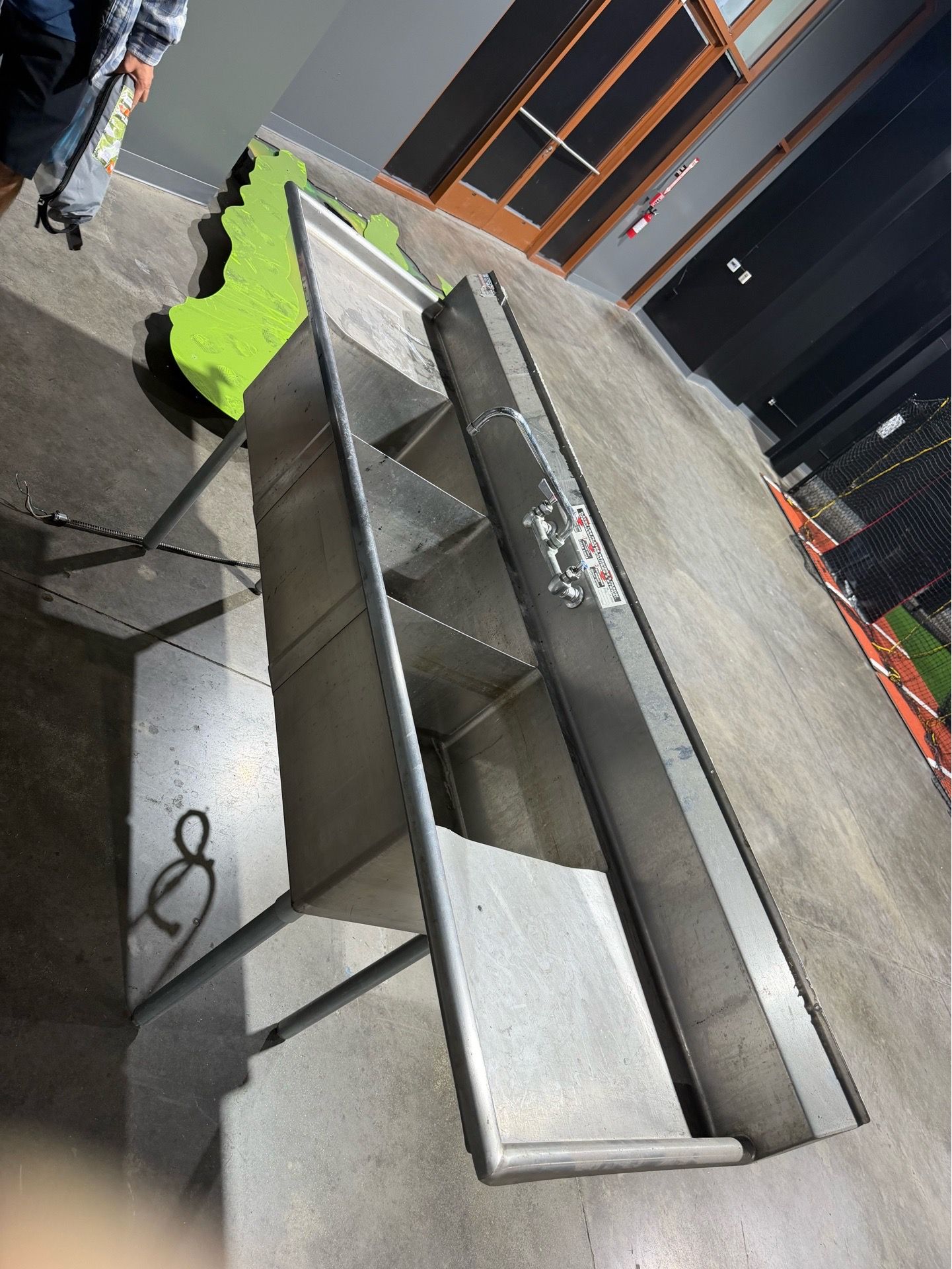 Three compartment sink