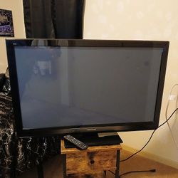 42" Panasonic VIERA Plasma TV 