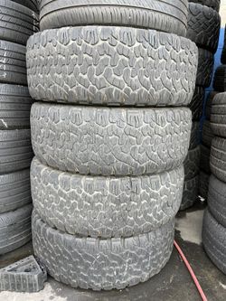 Vendo Set De Llanta LT 315/70R17 Marca BFGOODRICH 