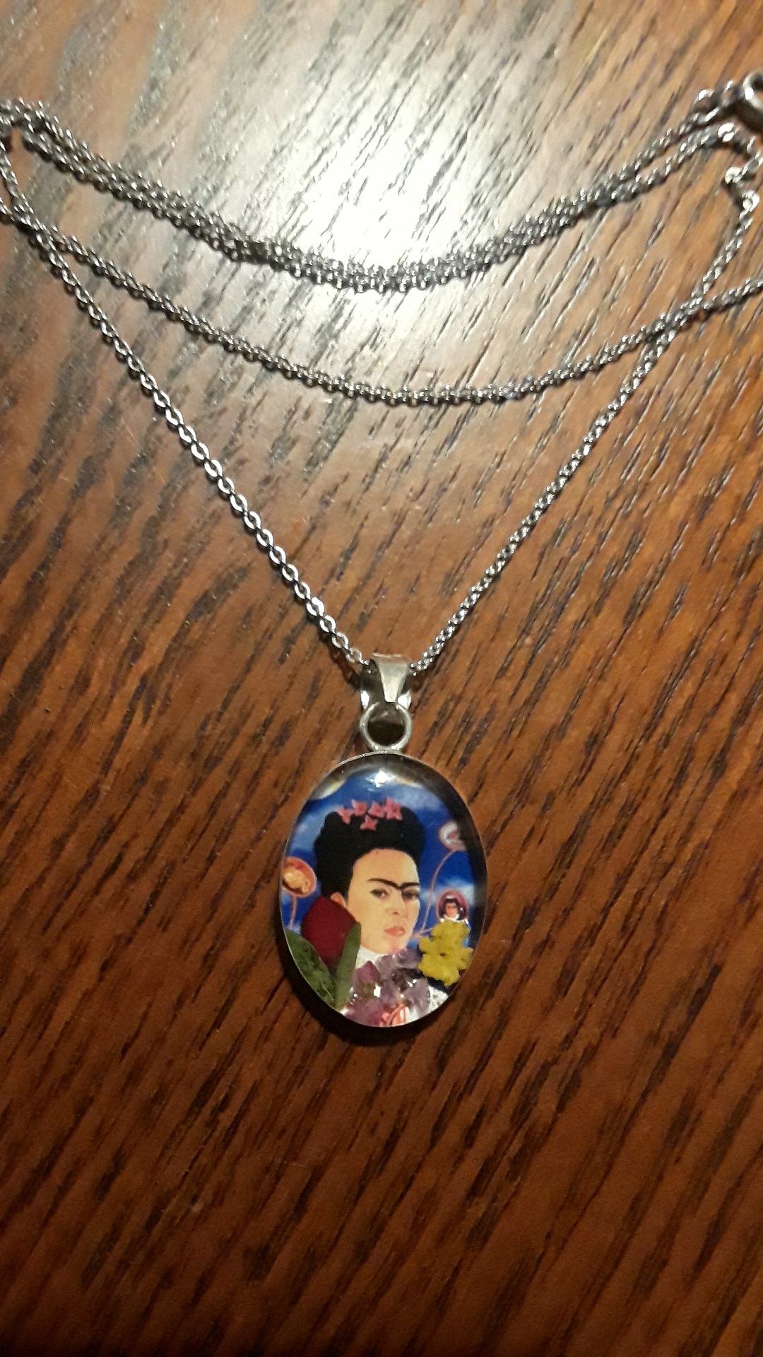 Absolutely Gorgeous Sterling Silver 925 FRIDA KAHLO pendant with Sterling Silver 925 necklace.