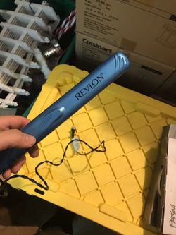 Women’s straightener