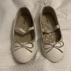White Ballerina Flats 9C