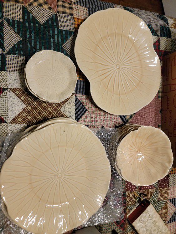 Vintage/Antique Soft Yellow Dishes