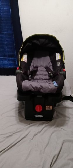 Graco infant car seat with base - snugride 30