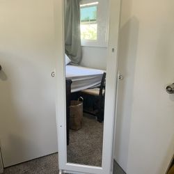 Mirror/jewelry storage 