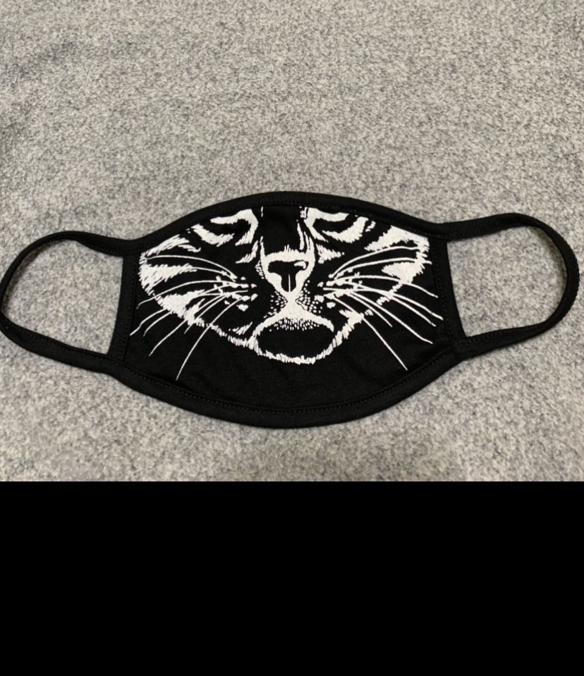 Cat face mask $3