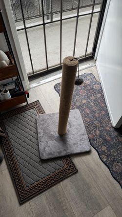 Cat scratching post
