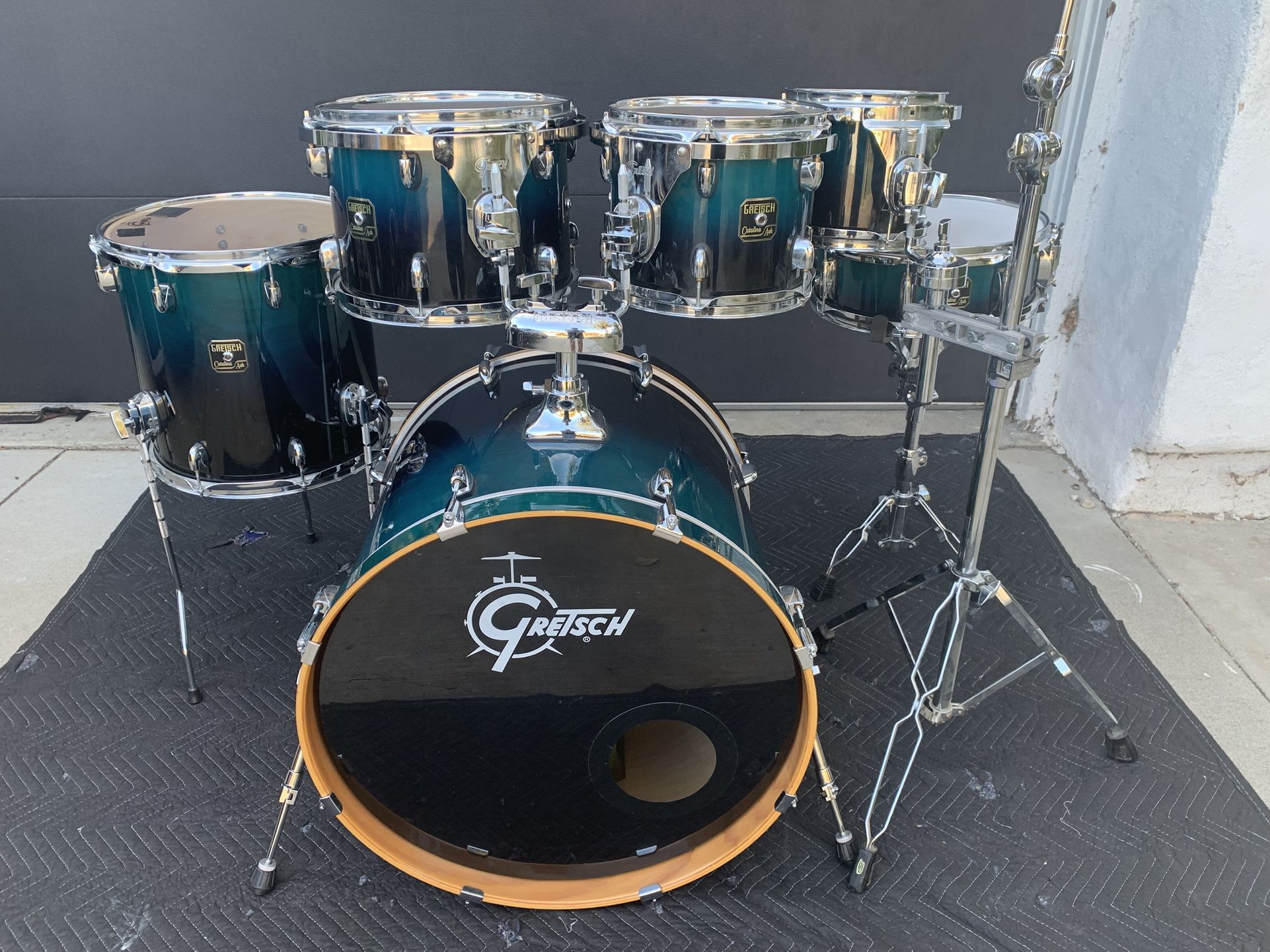 Gretsch Catalina Ash Series 6pc Drum Set 22-14-12-10-8-14β Retails for $1199