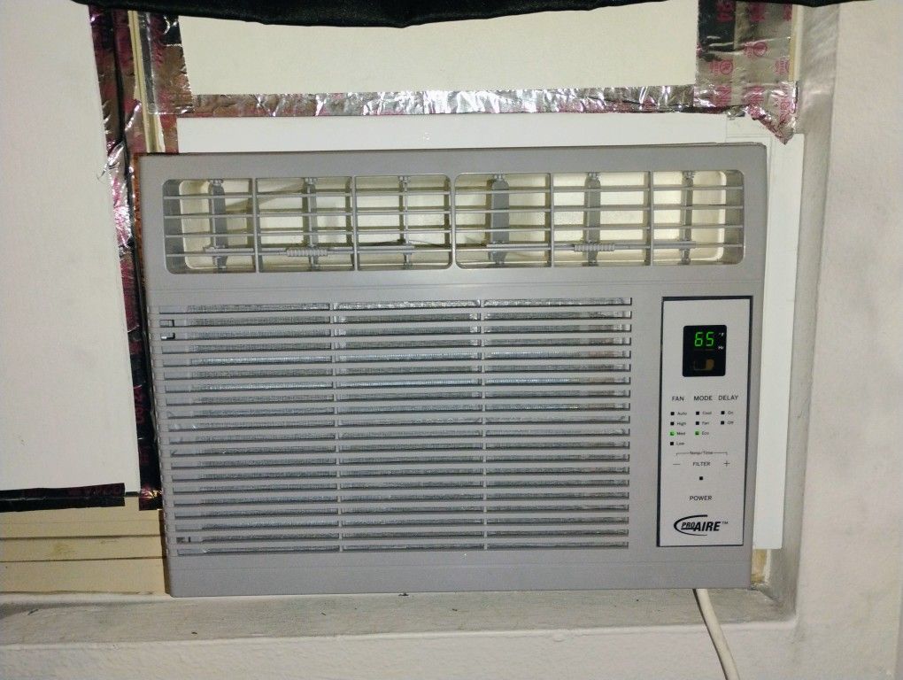 AC Window Unit