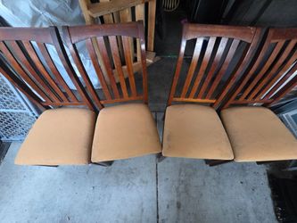 4 dining chairs