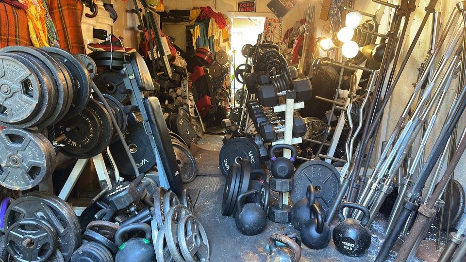SELLING  : RUBBER & STEEL DUMBBELLS /OLYMPIC  & STANDARD SIZE PLATES / ROGUE BUMPERS   &  5 FOOT  /  7 FOOT  BARBELL  BARS & EASY CURL  BARS  & KETTLE