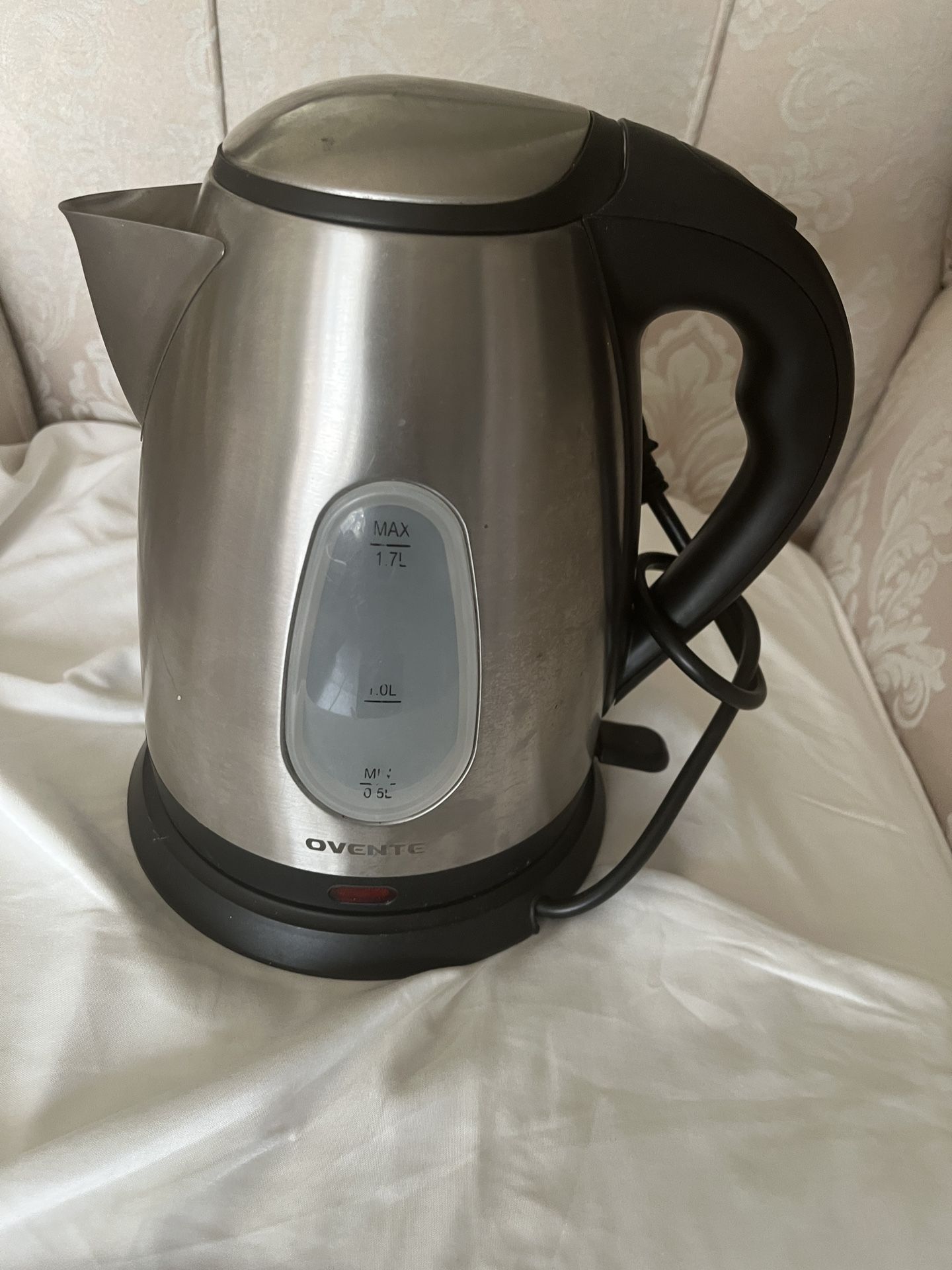 Ovente Electric Stainless-Steel Kettle 1.7L