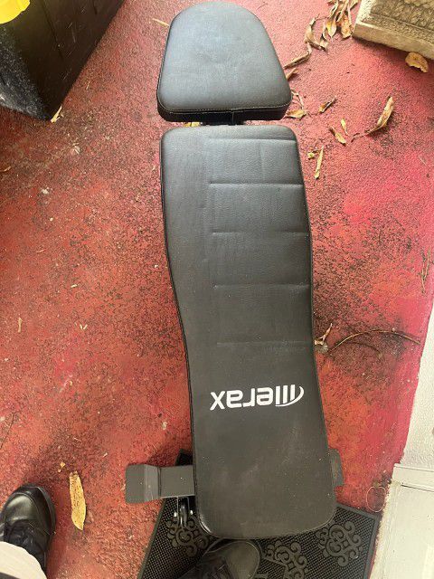 Merax Weight Bench Hardly Used
