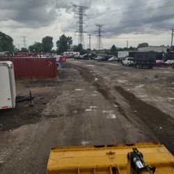 Trucks parking and outside storage Elgin and Bartlett IL area.