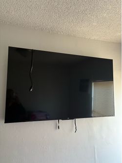 55 inch tv with wall bracket