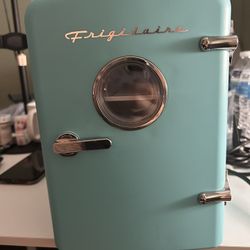 Mini Frigidaire