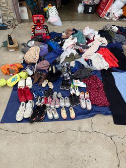 Yard sale on Ashford
