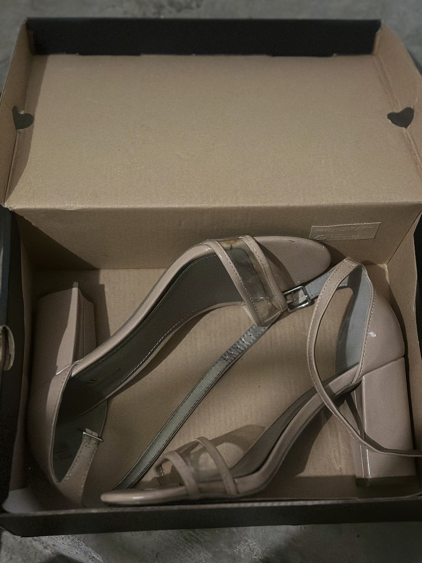 Crème/brown Worthington Heels