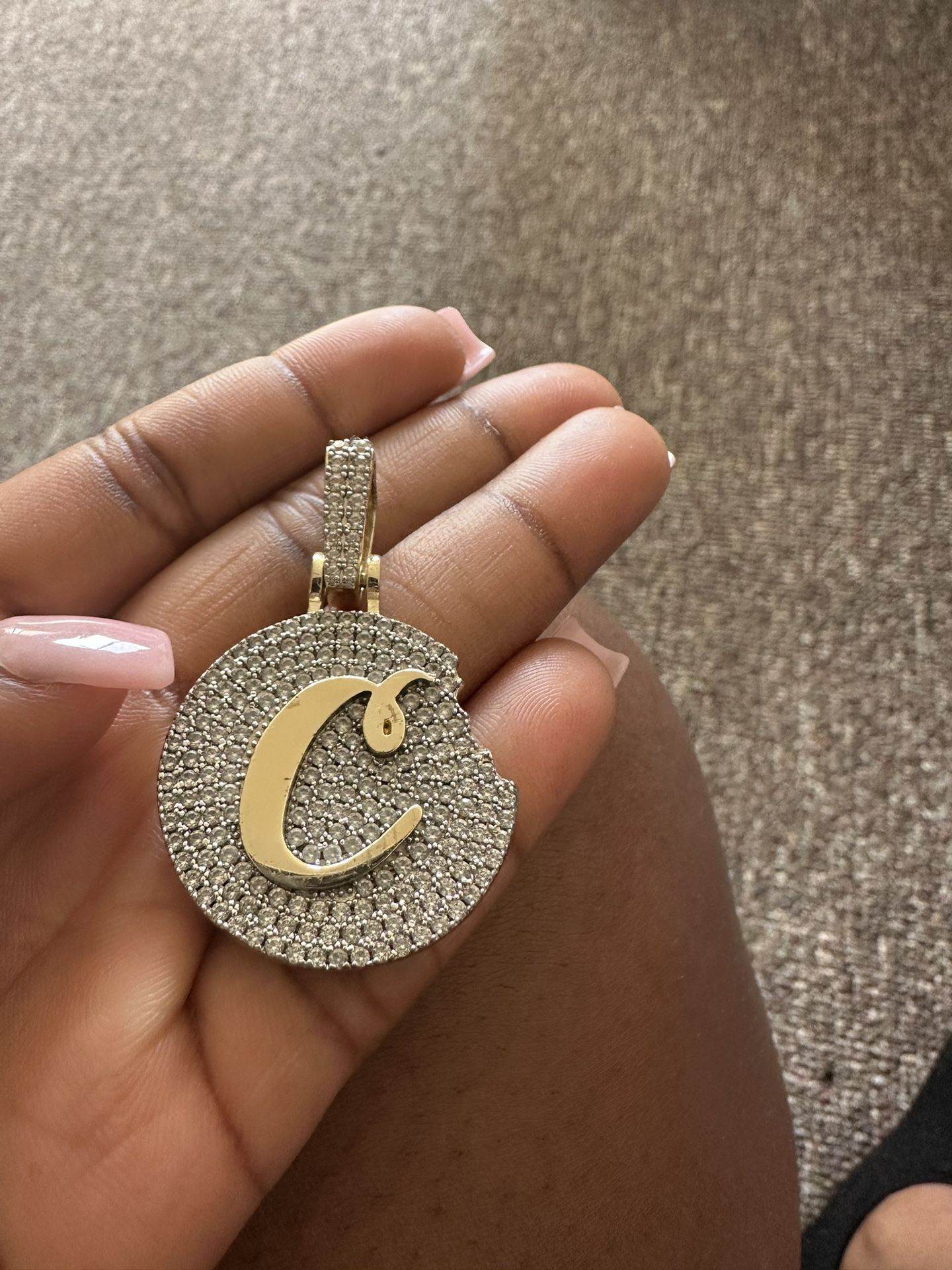 *BRAND* “Gld Shop” Cookies Pendant