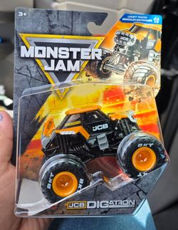 Monster Jam JCB DIGatro Truck