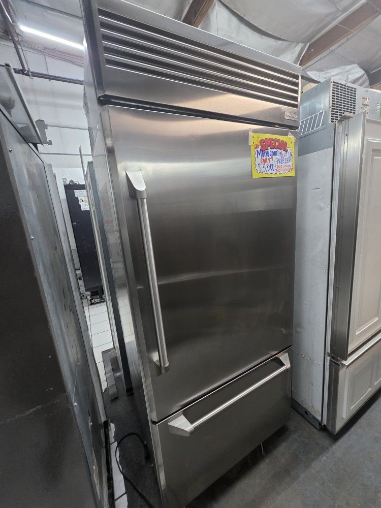 36" GE MONOGRAM BUILT IN BOTTOM FREEZER STAINLESS STEEL