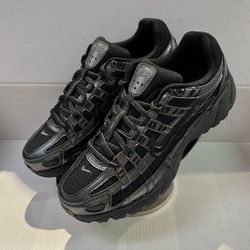 NIKE WOMANS P-6000 “BLACK ANTHRACITE”