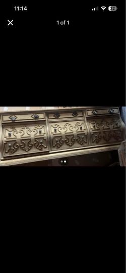 Dresser