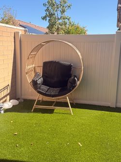 Oversized Round Egg Chair with Stand